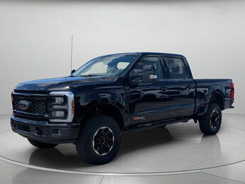 2025 Ford Super Duty F-250 SRW LARIAT Crew Cab Pickup Automatic 4X4 Intercooled Turbo Diesel V-8 6.7 L/406 Engine Truck