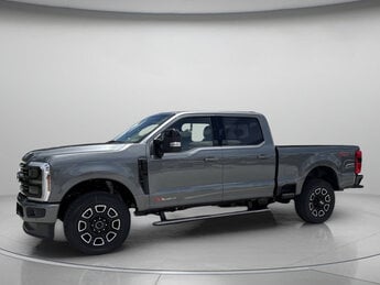 2025 Ford Super Duty F-250 SRW Platinum 4X4 Intercooled Turbo Diesel V-8 6.7 L/406 Engine Automatic