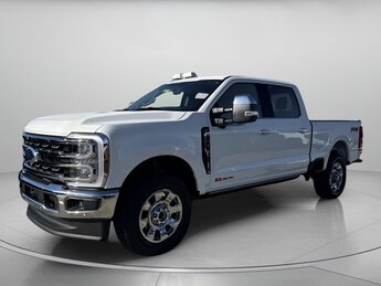 2025 Ford Super Duty F-250 SRW LARIAT Crew Cab Pickup 4X4 4 Door Automatic Truck Intercooled Turbo Diesel V-8 6.7 L/406 Engine