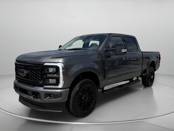 2025 Ford Super Duty F-250 SRW LARIAT Crew Cab Pickup Truck 4X4 Automatic Intercooled Turbo Diesel V-8 6.7 L/406 Engine 4 Door