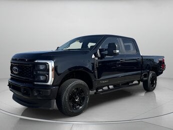 2025 Ford Super Duty F-250 SRW XL Crew Cab Pickup 4 Door 4X4 Automatic Truck Intercooled Turbo Diesel V-8 6.7 L/406 Engine