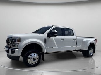 2022 Ford Super Duty F-450 DRW Limited Automatic Intercooled Turbo Diesel V-8 6.7 L/406 Engine 4 Door