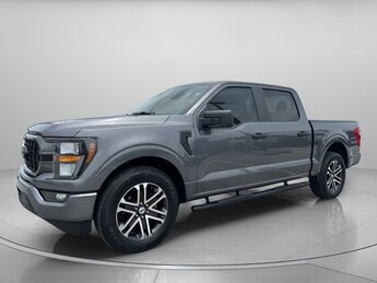 2023 Carbonized Gray Metallic Ford F-150 XL Regular Unleaded 2.7 L EcoBoost Engine 4 Door RWD Truck
