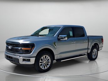2025 Iconic Silver Metallic Ford F-150 XLT Crew Cab Pickup RWD Truck 4 Door Automatic Regular Unleaded V6 3.5 L EcoBoost Engine