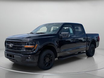 2025 Agate Black Metallic Ford F-150 XLT Crew Cab Pickup 4 Door Regular Unleaded 2.7 L EcoBoost Engine RWD Truck