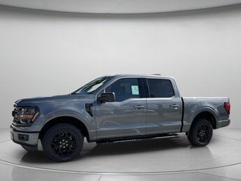 2025 Carbonized Gray Metallic Ford F-150 XLT RWD 4 Door Regular Unleaded 2.7 L EcoBoost Engine Automatic