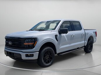 2025 Space White Metallic Ford F-150 XLT Crew Cab Pickup Automatic Truck 4X4 4 Door