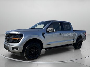 2025 Ford F-150 XLT Crew Cab Pickup 4X4 Automatic 4 Door