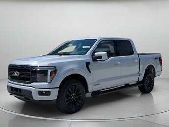 2025 Space White Metallic Ford F-150 LARIAT Crew Cab Pickup Automatic Truck 4X4
