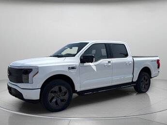 2025 Oxford White Ford F-150 Lightning Flash Electric Engine Truck Automatic AWD