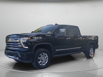 2024 Black Chevrolet Silverado 2500HD High Country Crew Cab Pickup 4 Door Truck 4X4 Turbocharged Diesel V8 6.6L/ Engine Automatic