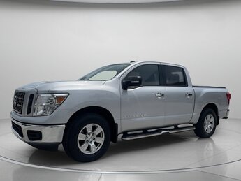 2019 Brilliant Silver Metallic Nissan Titan SV 4 Door Automatic Regular Unleaded V-8 5.6 L/339 Engine RWD