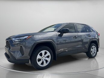 2025 Toyota RAV4 LE FWD Automatic 4 Door Regular Unleaded I-4 2.5 L/152 Engine SUV