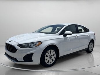 2020 Ford Fusion S Regular Unleaded I-4 2.5 L/152 Engine FWD Car 4 Door Automatic