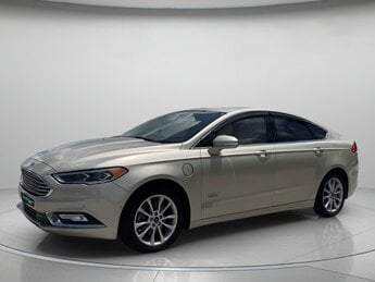 2017 White Gold Metallic Ford Fusion Energi SE Luxury Gas/Electric I-4 2.0 L/122 Engine Car 4 Door
