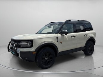 2025 Ford Bronco Sport Badlands 4 Door Automatic 4X4 SUV Intercooled Turbo Premium Unleaded I-4 2.0 L/122 Engine