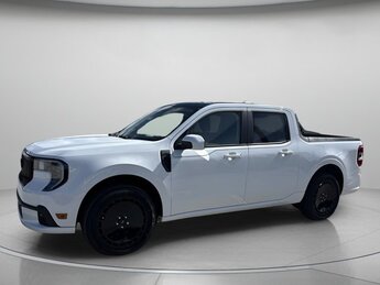 2025 Oxford White Ford Maverick Lobo Intercooled Turbo Premium Unleaded I-4 2.0 L/122 Engine Truck AWD Automatic 4 Door