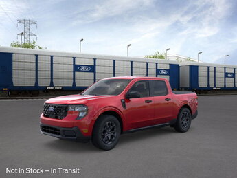 2025 Ruby Red Metallic Tinted Clearcoat Ford Maverick XLT Crew Cab Pickup Truck 4 Door FWD Automatic (CVT) Gas/Electric I-4 2.5 L/152 Engine