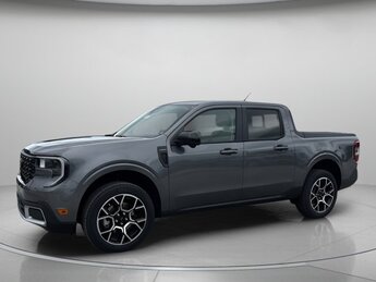 2025 Carbonized Gray Metallic Ford Maverick LARIAT AWD Automatic Intercooled Turbo Premium Unleaded I-4 2.0 L/122 Engine