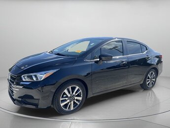 2023 Super Black Nissan Versa 1.6 SV FWD Regular Unleaded I-4 1.6 L/98 Engine Automatic (CVT) 4 Door