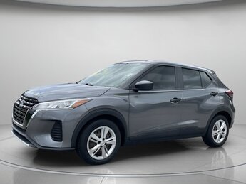 2022 Nissan Kicks S SUV FWD 4 Door