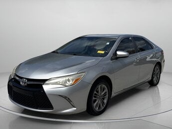 2016 Celestial Silver Metallic Toyota Camry SE 4 Door Car Regular Unleaded I-4 2.5 L/152 Engine FWD
