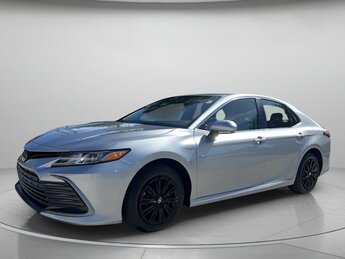 2022 Toyota Camry LE Automatic (CVT) Car Gas/Electric I-4 2.5 L/152 Engine 4 Door FWD