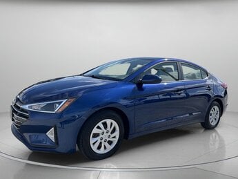 2020 Hyundai Elantra SE Car Regular Unleaded I-4 2.0 L/122 Engine 4 Door FWD Automatic (CVT)