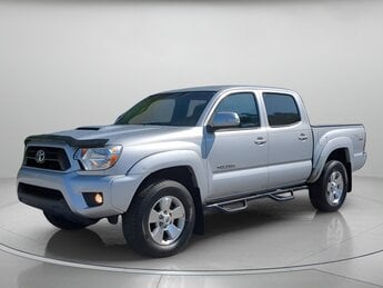 2013 Silver Streak Metallic Toyota Tacoma PreRunner Crew Cab Pickup RWD Gas V6 4.0L/241 Engine 4 Door Truck Automatic
