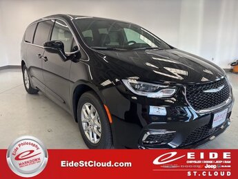 2026 Chrysler Pacifica Select Van FWD 3.6L V6 Engine