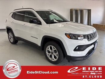 2025 Bright White Clearcoat Jeep Compass Latitude 4 Door 2.0L I4 DOHC Engine SUV Automatic 4X4