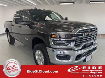 2025 Granite Crystal Metallic Clearcoat Ram 3500 Big Horn 4X4 6.4L V8 Engine Automatic Truck 4 Door