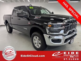 2025 Diamond Black Crystal Pearlcoat Ram 2500 Big Horn 4X4 Automatic 6.7L I6 Engine 4 Door Truck