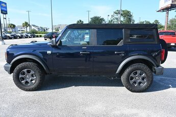 2021 Ford Bronco Base 4X4 Manual 2.3L EcoBoost I-4 Engine 4 Door SUV