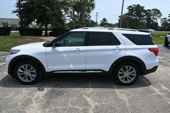 2023 Oxford White Ford Explorer Limited 2.3L EcoBoost I-4 Engine RWD 4 Door