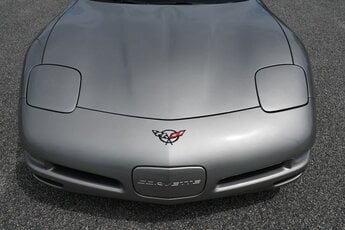 2002 Light Pewter Metallic Chevrolet Corvette Base Automatic RWD 2 Door