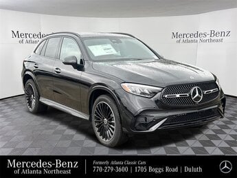 2025 Obsidian Black Metallic Mercedes-Benz GLC GLC 300 I4 Engine Automatic RWD 4 Door