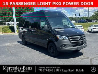 2025 Obsidian Black Metallic Mercedes-Benz Sprinter 2500 Passenger 170 WB 2.0L 4-Cylinder Engine Automatic 3 Door