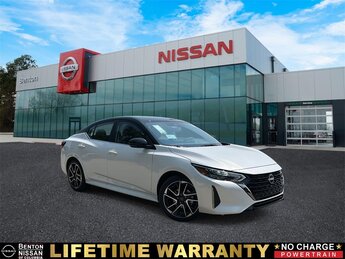 2025 Aspen White Tricoat/Super Black Nissan Sentra SR Automatic (CVT) 4 Door FWD 2.0L I4 DOHC Engine