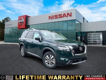 2025 Obsidian Green Pearl Nissan Pathfinder SL 4 Door Automatic SUV