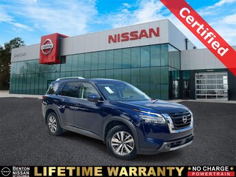 2022 Deep Ocean Blue Pearl Nissan Pathfinder SL 4X4 Automatic SUV V6 Engine 4 Door