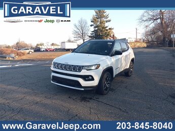 2025 Jeep Compass Limited 4 Door 4X4 SUV 2.0L I4 DOHC Engine