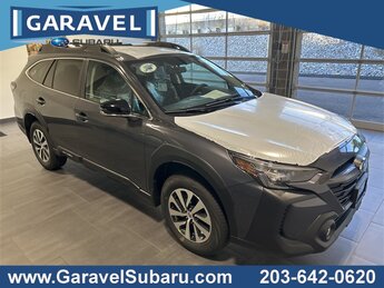 2025 Magnetite Gray Metallic Subaru Outback Premium 4 Door SUV AWD