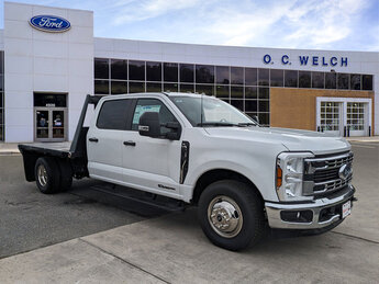2024 Oxford White Ford Super Duty F-350 DRW XL Truck RWD 4 Door Automatic Intercooled Turbo Diesel V-8 6.7 L/406 Engine