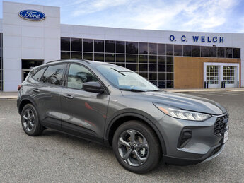 2025 Carbonized Gray Metallic Ford Escape ST-Line 4 Door Automatic SUV Intercooled Turbo Premium Unleaded I-3 1.5 L/91 Engine FWD