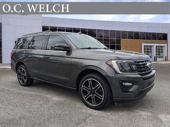 2021 Ford Expedition Limited Twin Turbo Premium Unleaded V-6 3.5 L/213 Engine 4 Door SUV
