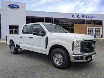2025 Ford Super Duty F-250 SRW XL Regular Unleaded V-8 6.8 L/415 Engine Automatic Truck RWD
