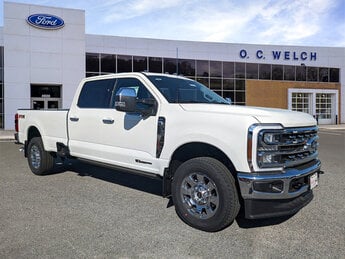 2025 Ford Super Duty F-250 SRW LARIAT Truck 4X4 Intercooled Turbo Diesel V-8 6.7 L/406 Engine 4 Door