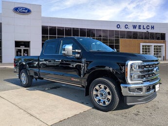 2025 Black Ford Super Duty F-350 SRW King Ranch Truck Automatic Intercooled Turbo Diesel V-8 6.7 L/406 Engine 4 Door 4X4