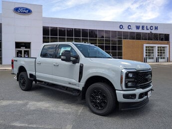2025 Avalanche Ford Super Duty F-350 SRW LARIAT Automatic 4X4 4 Door Intercooled Turbo Diesel V-8 6.7 L/406 Engine Truck